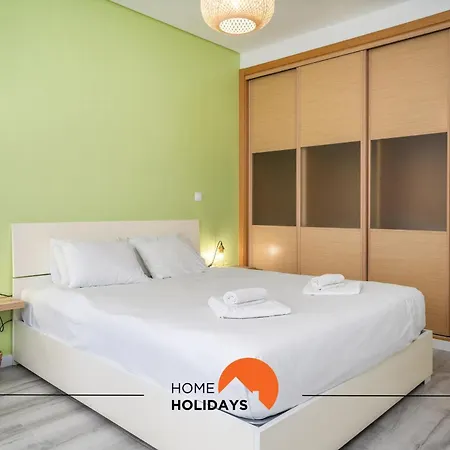 #219 Olhos De Agua Flat By Holidays شقة *